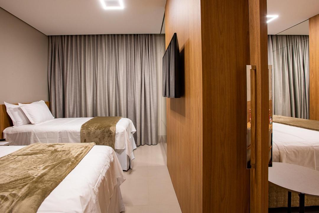 Amazon Aeroporto Hotel Куяба Екстер'єр фото