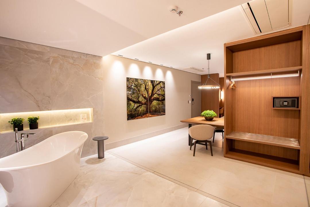 Amazon Aeroporto Hotel Куяба Екстер'єр фото