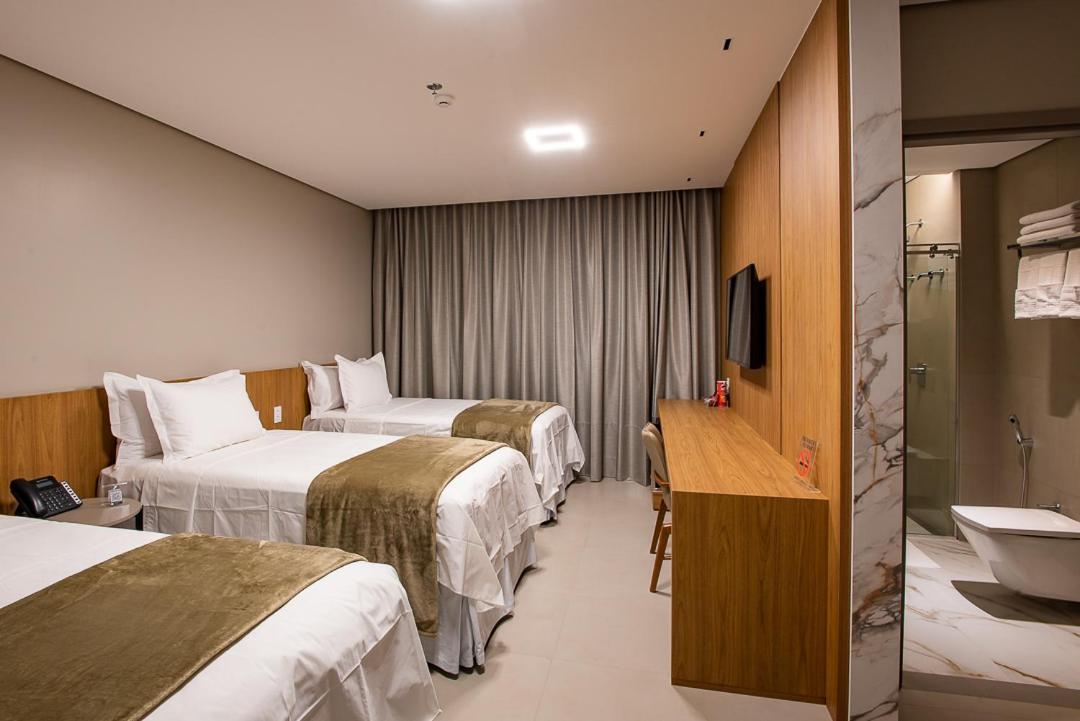 Amazon Aeroporto Hotel Куяба Екстер'єр фото